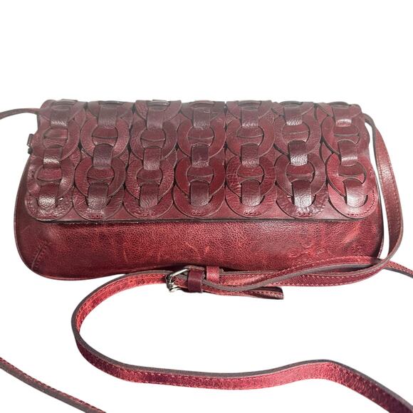 Patricia Nash Round chain link Leather Crossbody Bag Adjustable Strap Baku Red - Picture 1 of 12